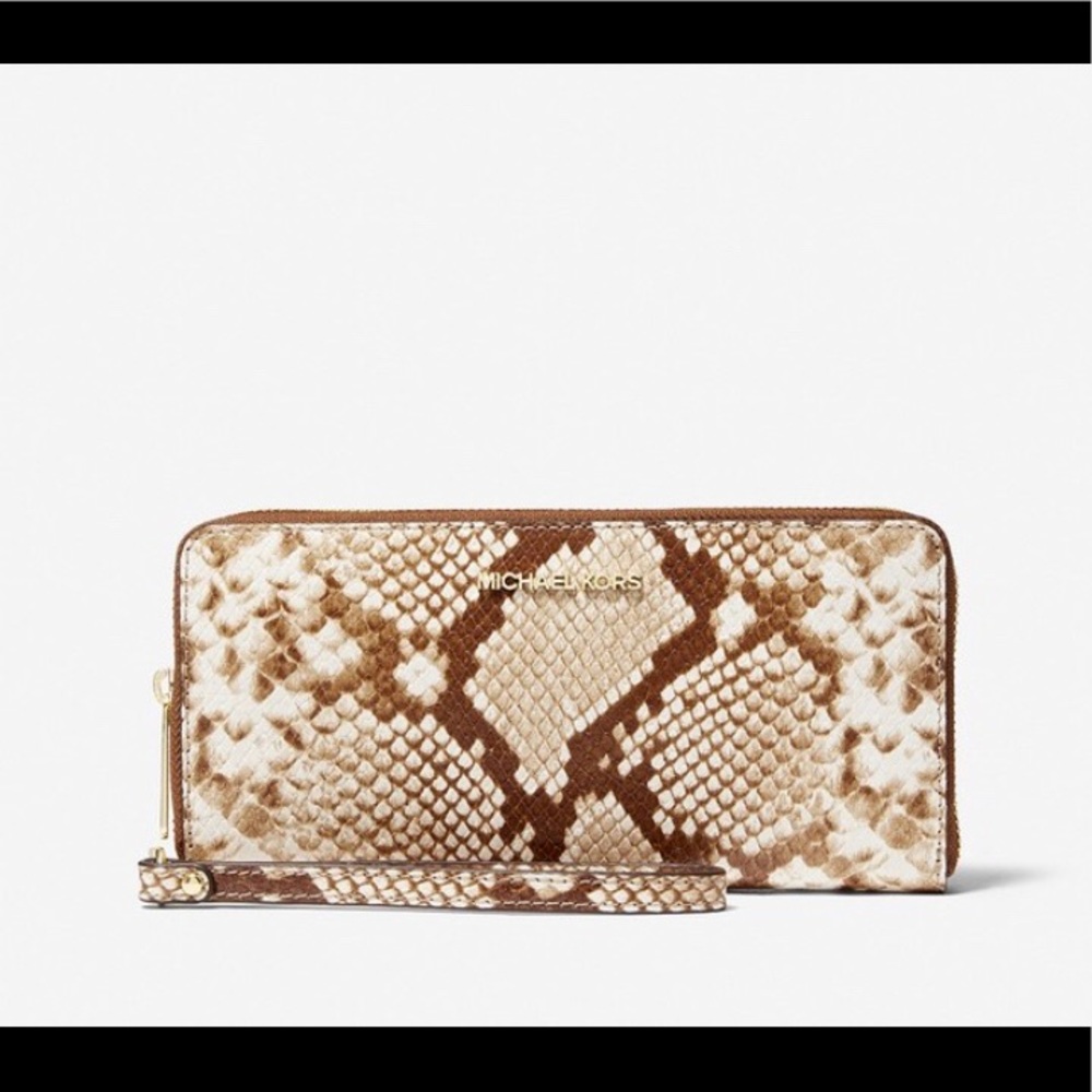MICHAEL KORS LARGE LEATHER WRISTLET
